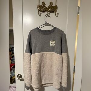 Disney World Sherpa Fleece Spirit Jersey Size L